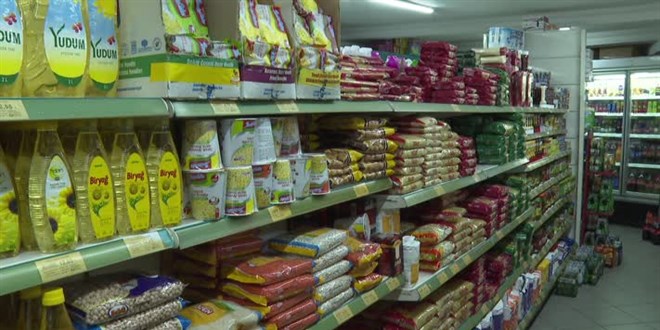 Bakkal amca: Zincir marketlerin pazar günleri kapatılsın
