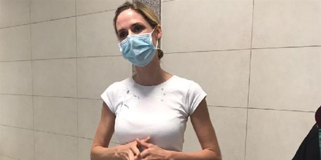 Oyuncu Wilma Elles, 'dolandırıcılık'tan hakim karşısında
