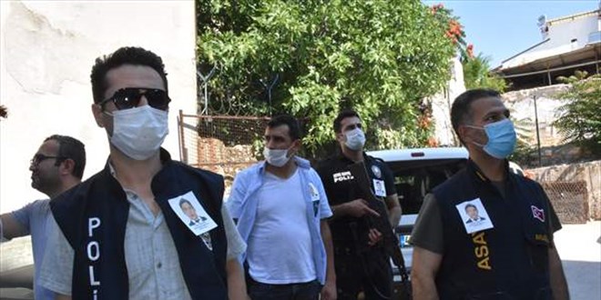 Şehit polisin katilinin adliyeye sevkinde dikkat çeken ayrıntı