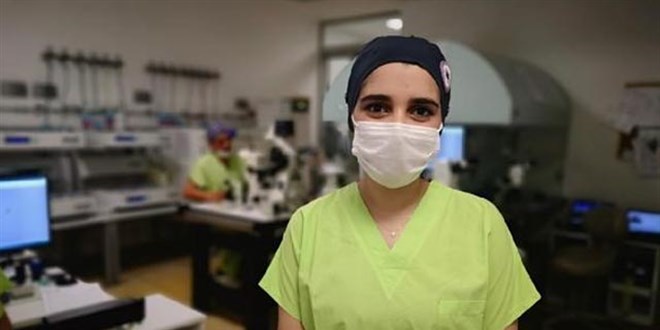 Tüp bebek olarak doğduğu merkezde hemşire oldu