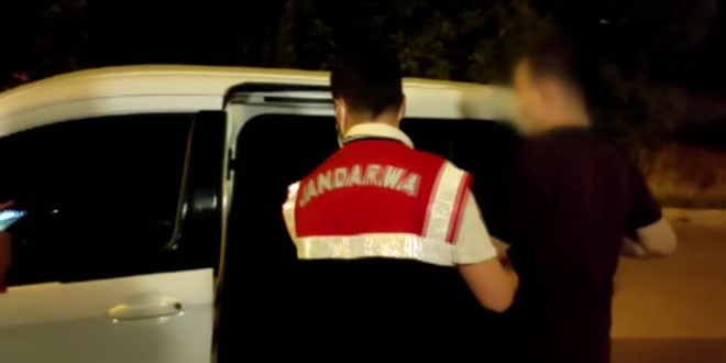 FETÖ'ye dev operasyon: Albay, yarbay dahil 33'ü muvazzaf 132 gözaltı