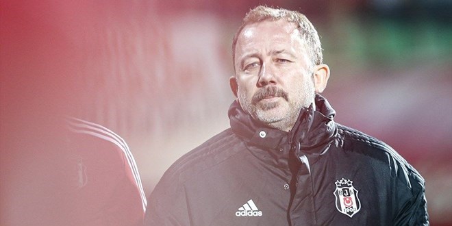 Rıdvan Dilmen: Sergen Yalçın, Beşiktaş'tan ayrılıyor