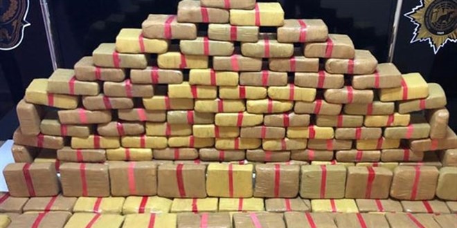 Emniyet iki ülke ile bilgi paylaştı! 7 ton uyuşturucu ele geçirildi