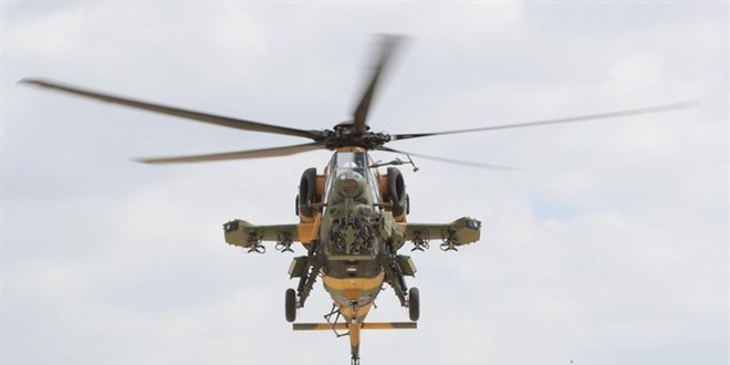 Kara Kuvvetleri Komutanl 55'inci ATAK helikopterini ald