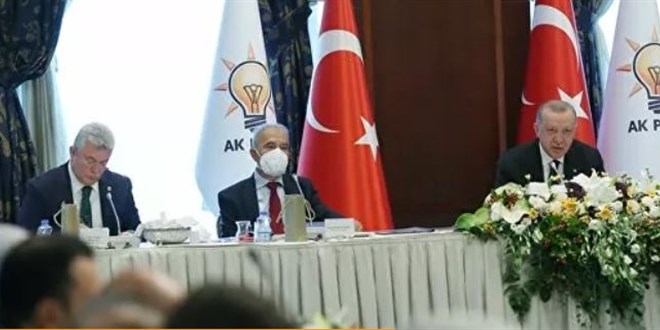 Erdoğan'dan vekillere: Vatandaşla daha sık buluşun