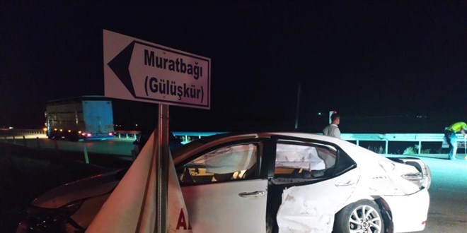 Deprem bölgesine giden UMKE kazaya müdahale etti: 6 yaralı
