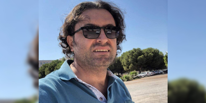 Devrilen tentenin altında kalan doktor yaşamını yitirdi