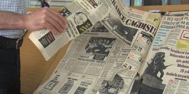 Atatürk Kitaplığı'ndaki 190 yıllık gazetelere jiletli tahribat