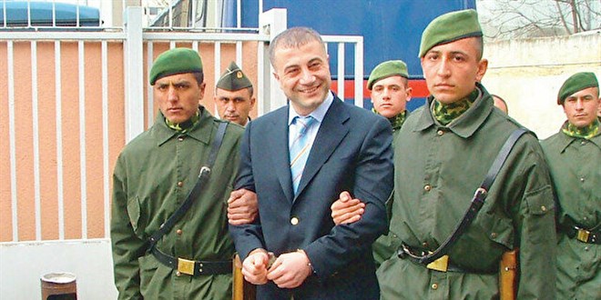 Kavala'nın adamından Peker'e hediye