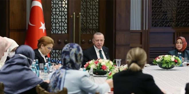 Kadına şiddetin önlenmesinde Diyanet'e çok büyük görev düşüyor