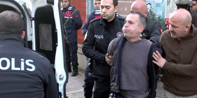 'Koronalıyım' diyerek polise tüküren emekli astsubayın cezası belli oldu