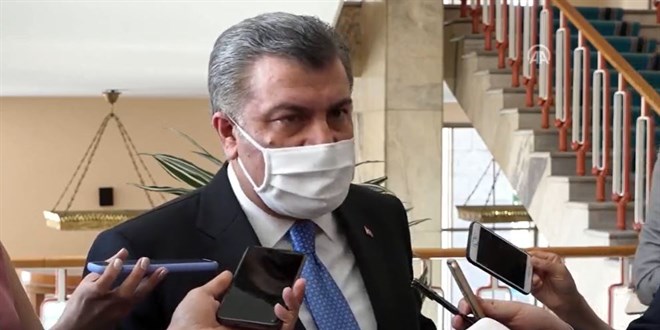 Bakan Koca'dan, 'aşıda 3. doz' açıklaması
