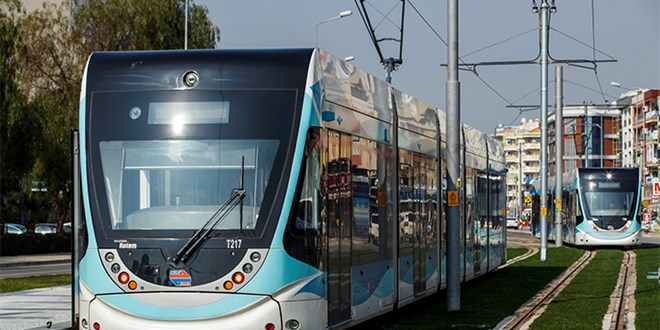 İzmir'de tramvaylarda ücretsiz internet hizmeti
