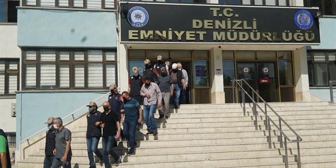 FETÖ'nün özel eğitim yapılanmasındaki 10 kişi tutuklandı