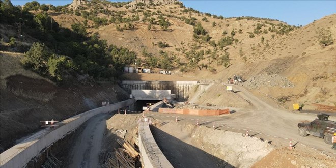 Şırnak ile Van 12 tünelle birbirine bağlanacak