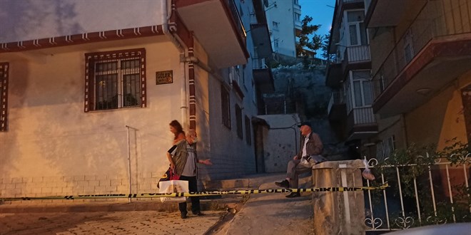 Ankara'da korkutan toprak kayması! 5 bina boşaltıldı