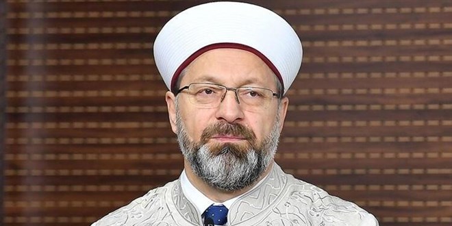 Başkan Ali Erbaş'tan gençlere 'ahlak ve hukuk' tavsiyesi