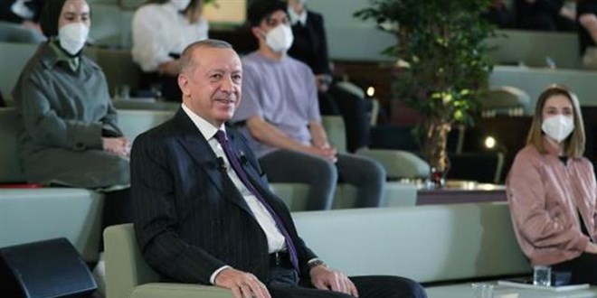 Erdoğan'ı gülümseten soru: Darlandığınızda ne yapıyorsunuz?
