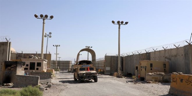 ABD, Bagram Hava Üssü'nü Afganistan'a devretti