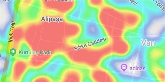Vatandaş rehavete kapıldı, aşı ve risk haritası kırmızıya döndü