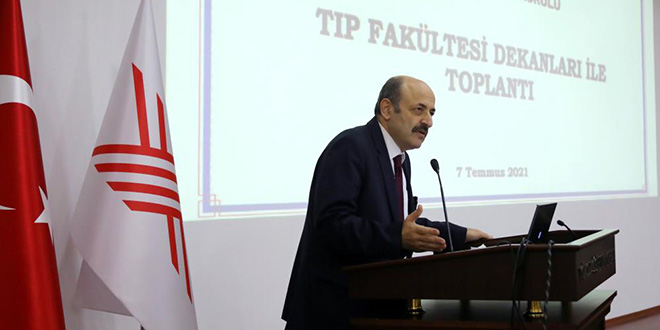 YÖK'te tıp fakültesi dekanları ile toplantı