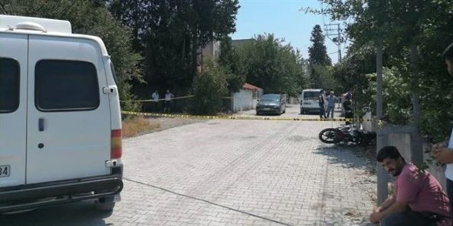 Hatay'da boşanma aşamasındaki eşi ve kayınpederini öldürdü