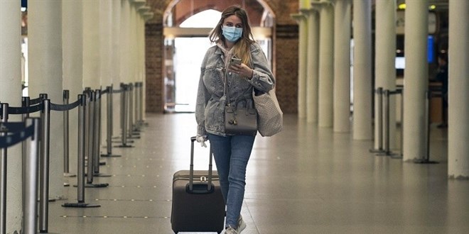 Polonya, Trkiye'den gelen yolculara karantinay kaldrd