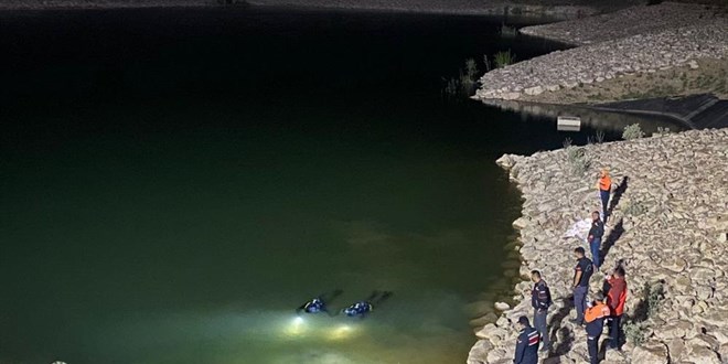 Umutlu bekleyiş yerini acı dolu ağıtlara bıraktı