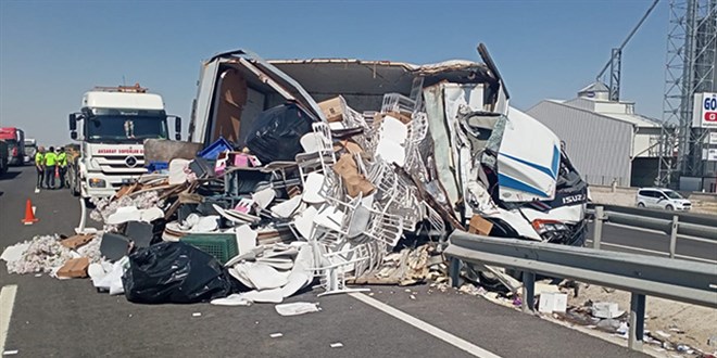 Kazadan kaçarken kaza yaptı: 2'si çocuk, 6 yaralı