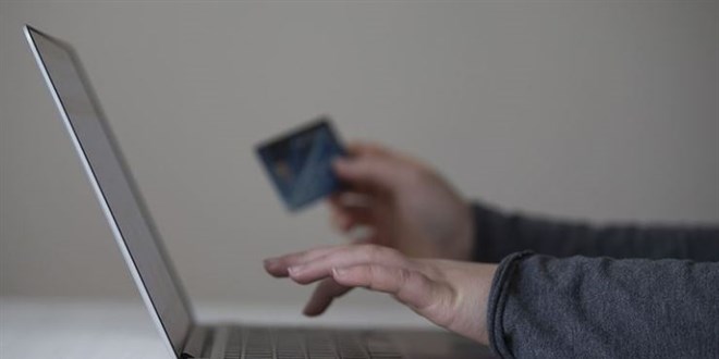 Online alışverişte influencer etkisi