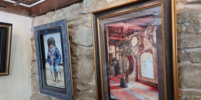 Fabrika işçisi azmetti, 25 eserle rölyef sanatını sergiledi
