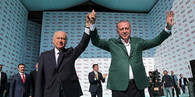 Devlet Bahçeli'den Cumhurbaşkanı Erdoğan'a tebrik mesajı