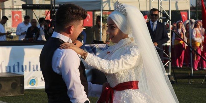 Pençe Harekatı gazisi uzman onbaşı dünyaevine girdi