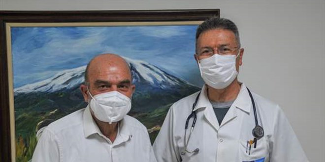 İş insanı, denizdeki 21 saatlik yaşam mücadelesini kazandı