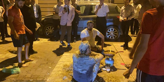 Damadn zerine yumurta krdlar, saman dktler