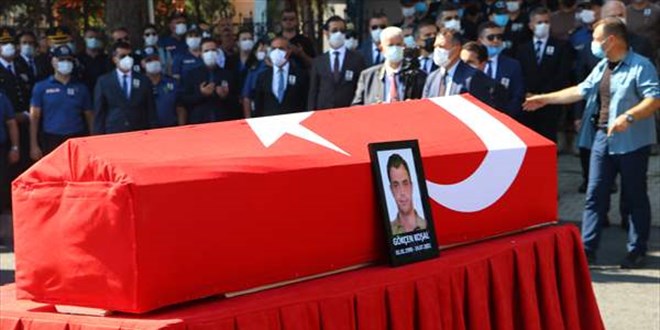 Şehit bekçi Gökçen Koşal son yolculuğuna uğurlandı