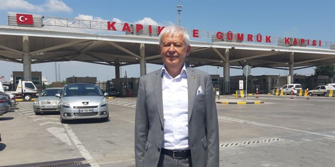 Kapıkule'de gurbetçilerin yüzü güldü
