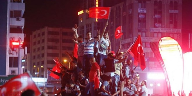 İşte darbenin kırılma anları