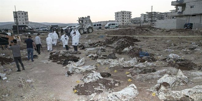 Afrin'de toplu mezardan çıkarılan ceset sayısı 68'e yükseldi