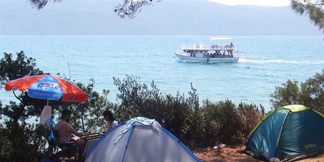 Tatilcilere 'Rezervasyonsuz gelmeyin' uyarısı
