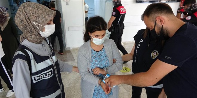 Polis olan kocasını öldüren kadın tutuklandı