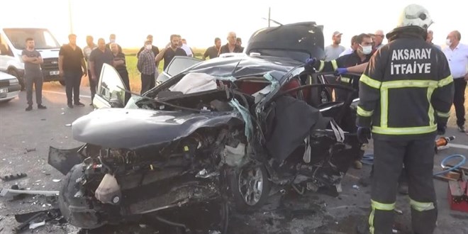 Aksaray'daki trafik kazasnda hayatn kaybedenlerin says 4'e ykseldi.