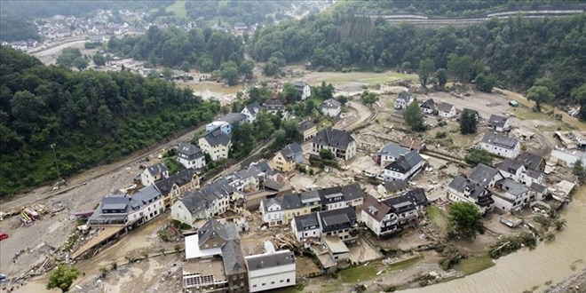 Almanya'da sel felaketinde lenlerin says 141'e ykseldi