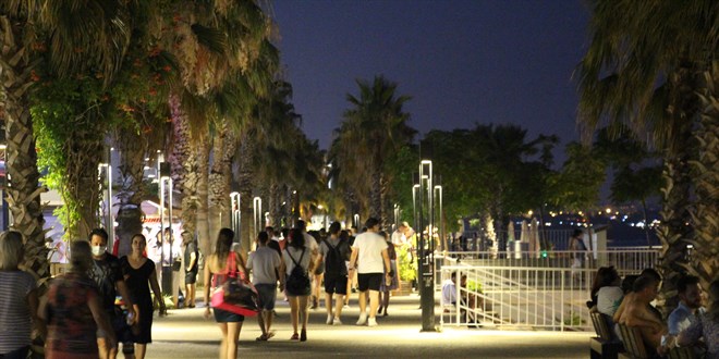 'Turizmin başkenti' Antalya'da bayram tatili yoğunluğu