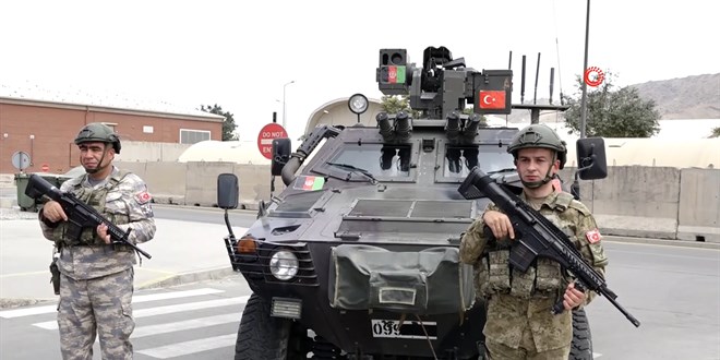 Mehmetçik, Afganistan'da 700 aileye kurban eti dağıttı