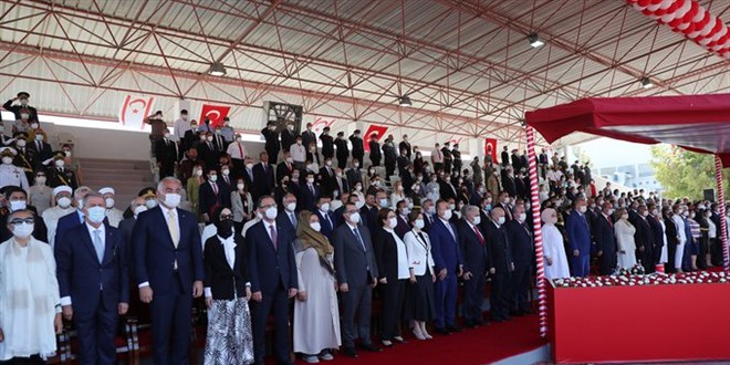 'İYİ Parti heyeti Kıbrıs'taki töreni terk etti