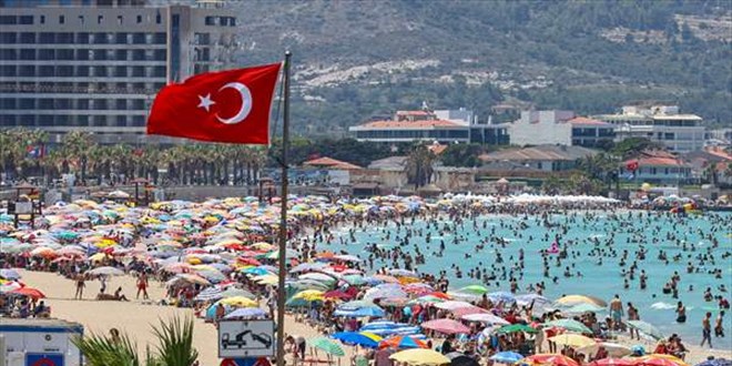 Çeşme'de nüfus 1 milyonu aştı: Ben böyle kalabalık görmedim