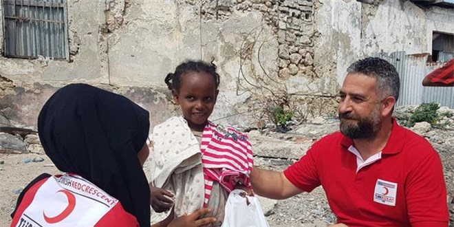 Türk Kızılay Somali'de 80 bin ihtiyaç sahibi aileye kurban eti dağıttı