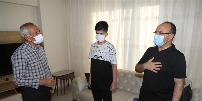 11 yaşındaki çocuk davet etti, Vali Yırık icabet etti