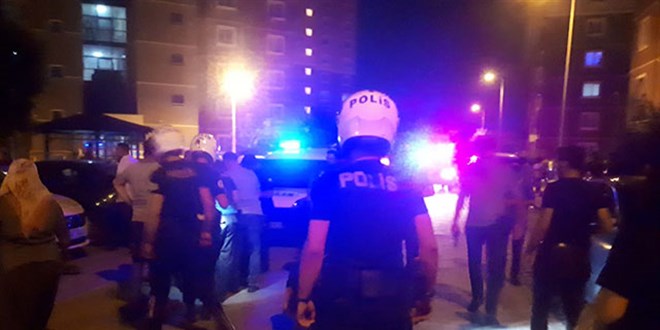 Adana'da iki grup arasında silahlı ve bıçaklı kavga: 4 yaralı